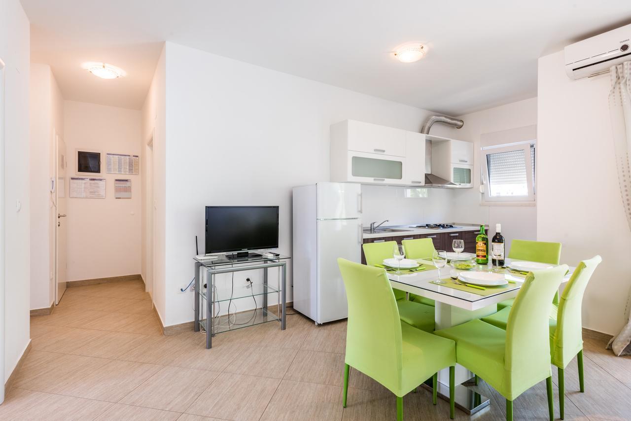 Apartments Marko Подстрана Экстерьер фото