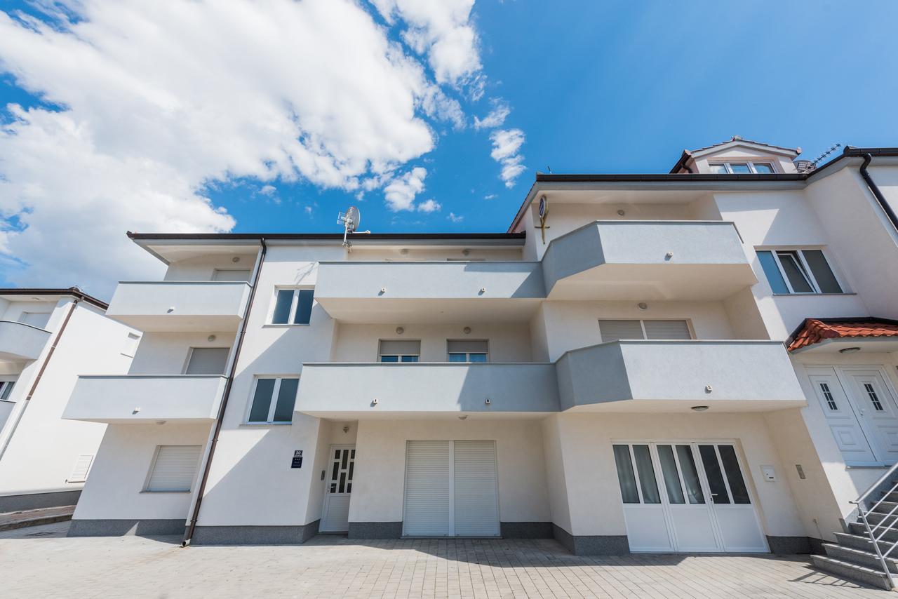 Apartments Marko Подстрана Экстерьер фото